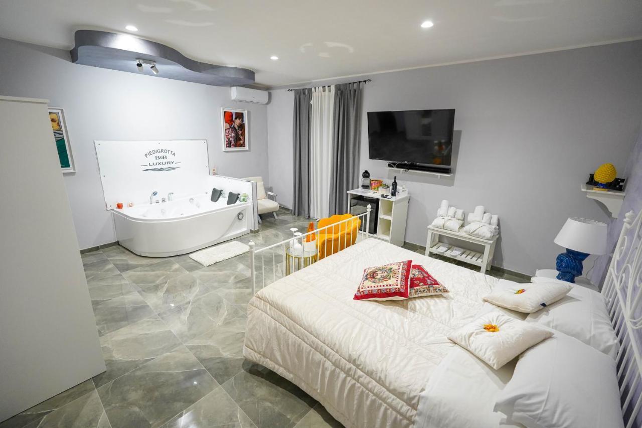 Piedigrotta Magique Luxury Bed and Breakfast Pizzo  Buitenkant foto