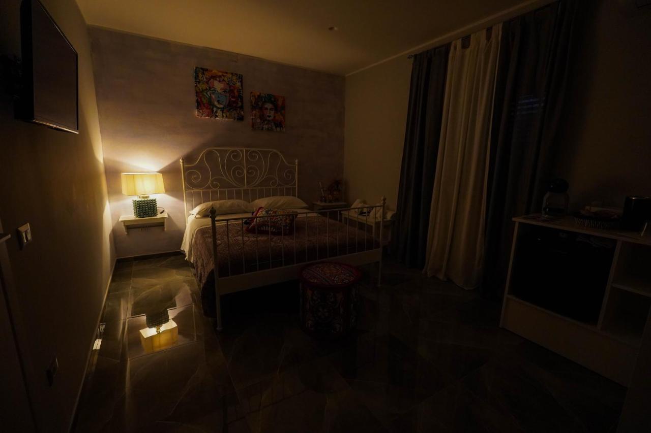 Piedigrotta Magique Luxury Bed and Breakfast Pizzo  Buitenkant foto