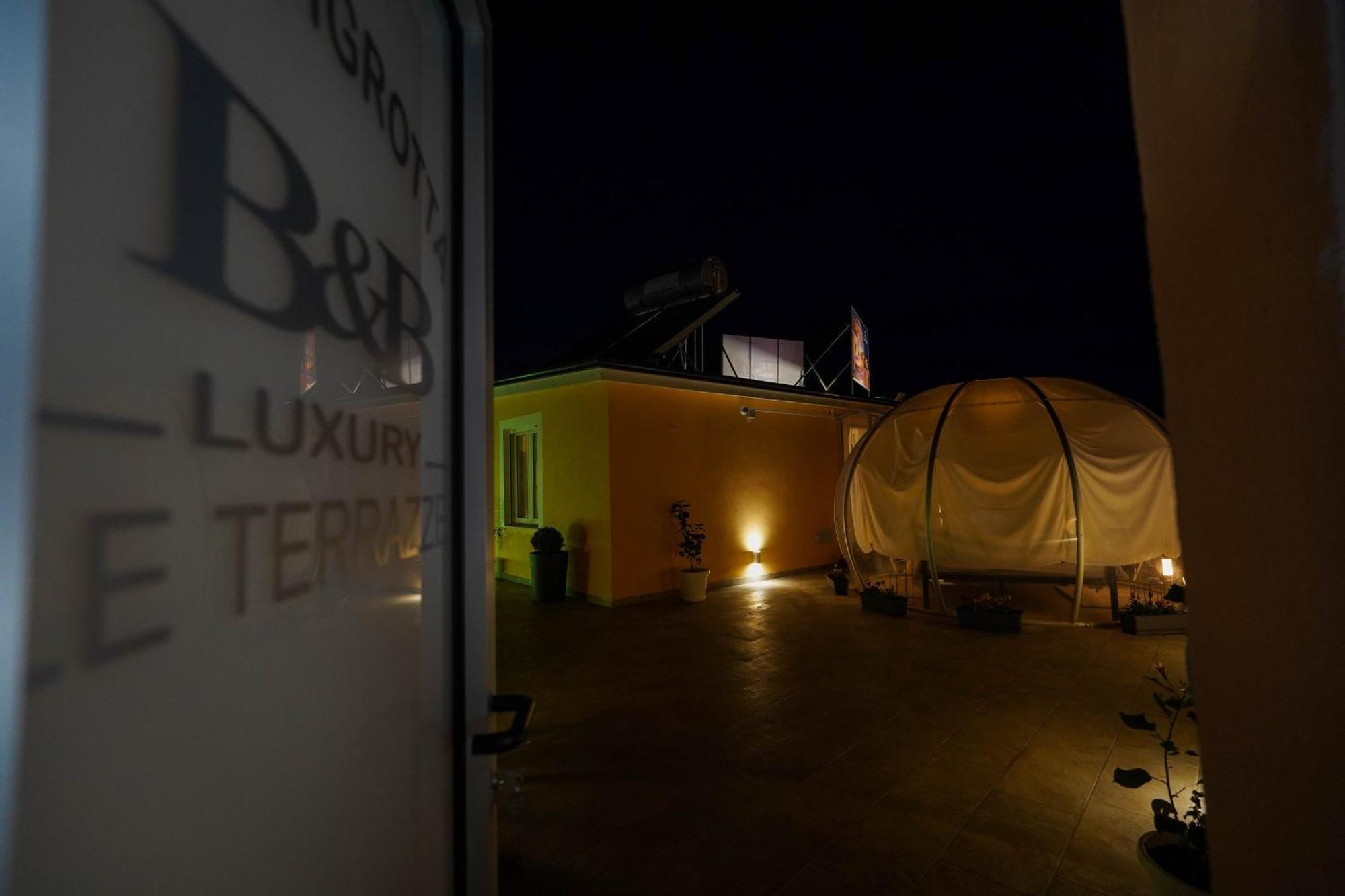 Piedigrotta Magique Luxury Bed and Breakfast Pizzo  Buitenkant foto